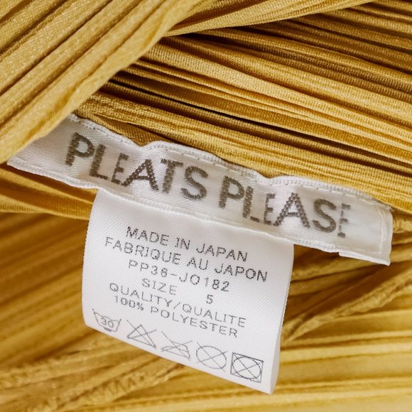 Issey Miyake Pleats Please Single Tan Button Jacket - Picture 4 of 9